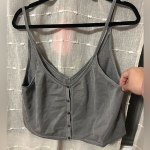 Large free peoples cropped tank